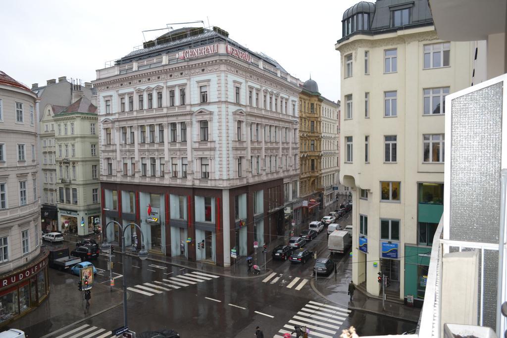 Goldfisch Apartment Hoher Markt Vienna Exterior photo